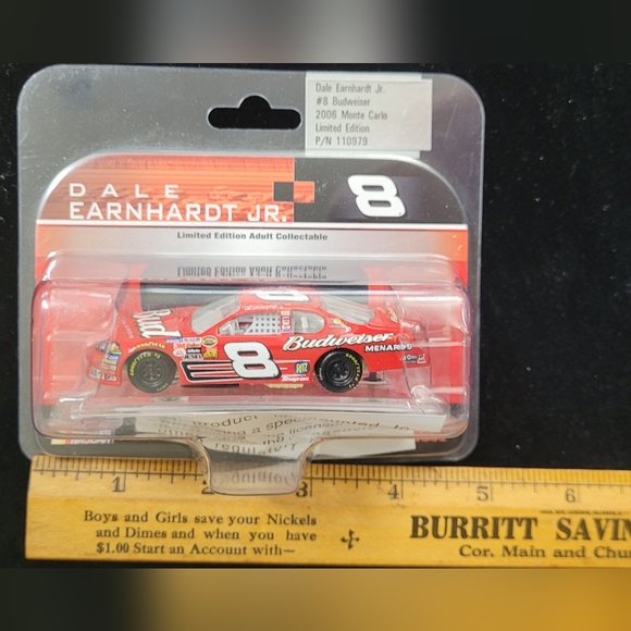 Dale Earnhardt, Jr. #8 Bud Budweiser 2006 Chevy Monte Carlo Diecast Scale 1:64 - Picture 6 of 8